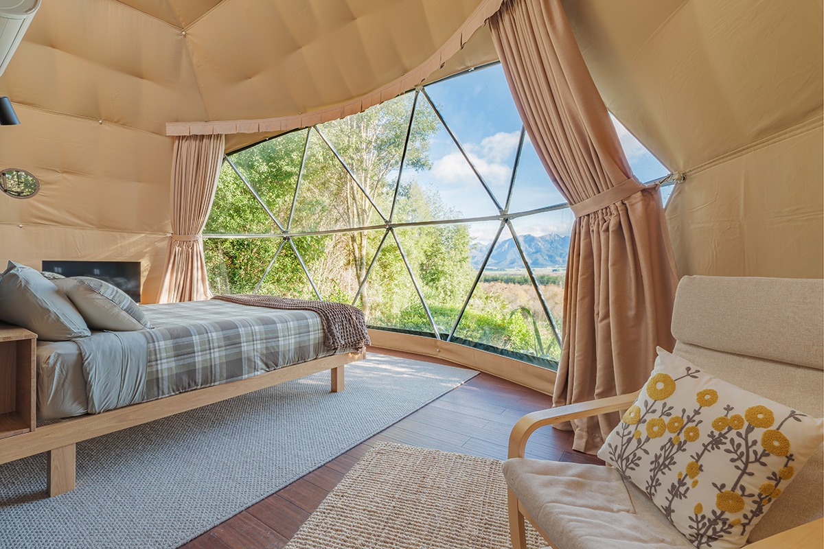 Dumblane Geodome bed view
